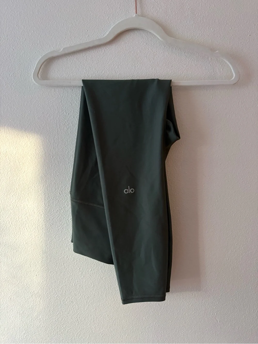 ALO Yoga Leggings in Dark Green
